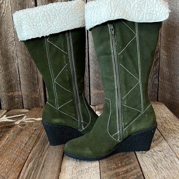 Noel Collection Suede with zipper boots size 8 - Picture 6 of 11